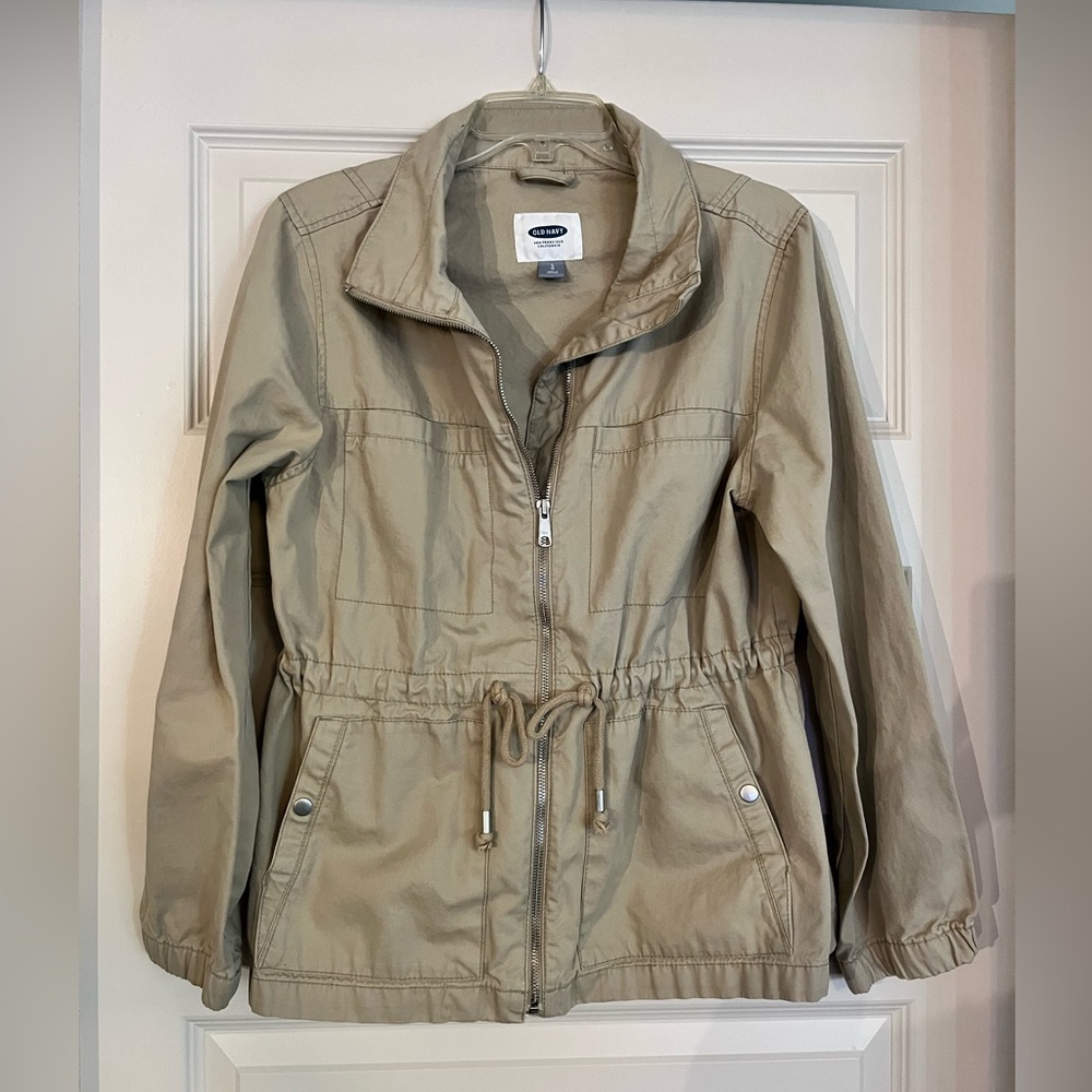 Old Navy Women's Fall Utility Jacket in Khaki